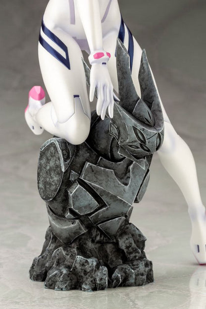 Evangelion 4 Estatua PVC 1/6 Mari Makinami Illustrious White Plugsuit Ver. 24 cm