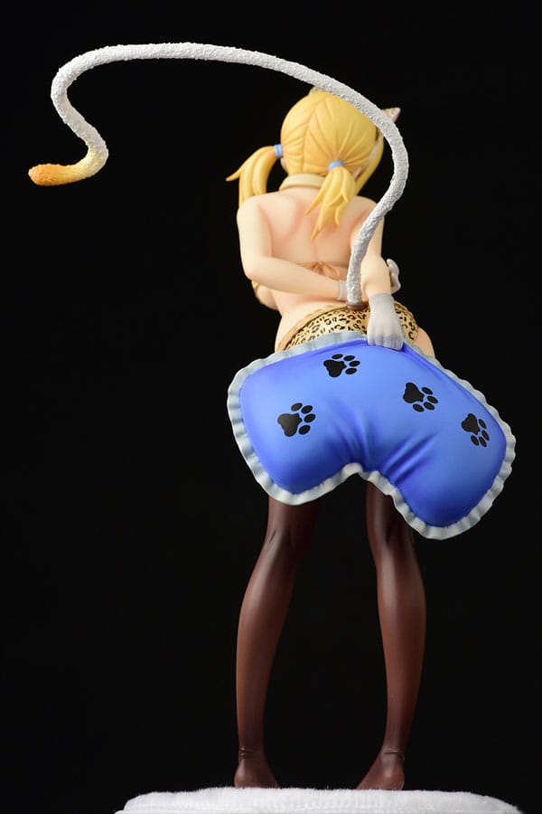Fairy Tail Estatua 1/6 Lucy Heartfilia 25CM